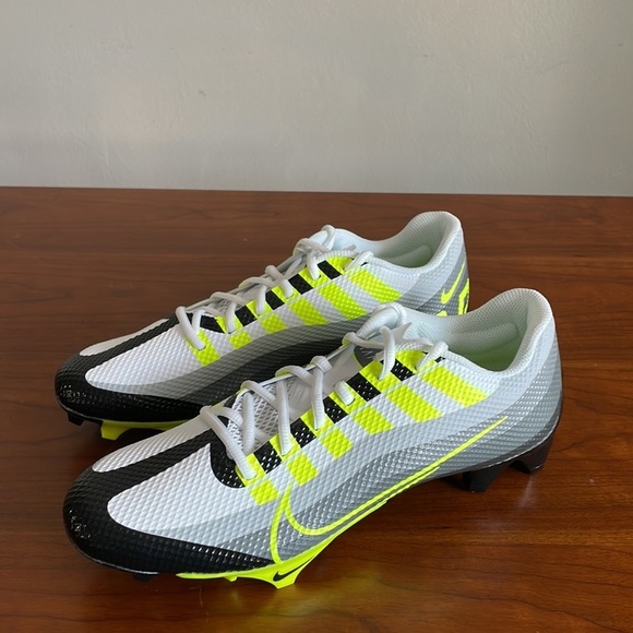 Nike Vapor Edge Speed 360 Neon Volt DQ5110-071 Football Cleats Men’s Size 10.5 - Picture 4 of 5